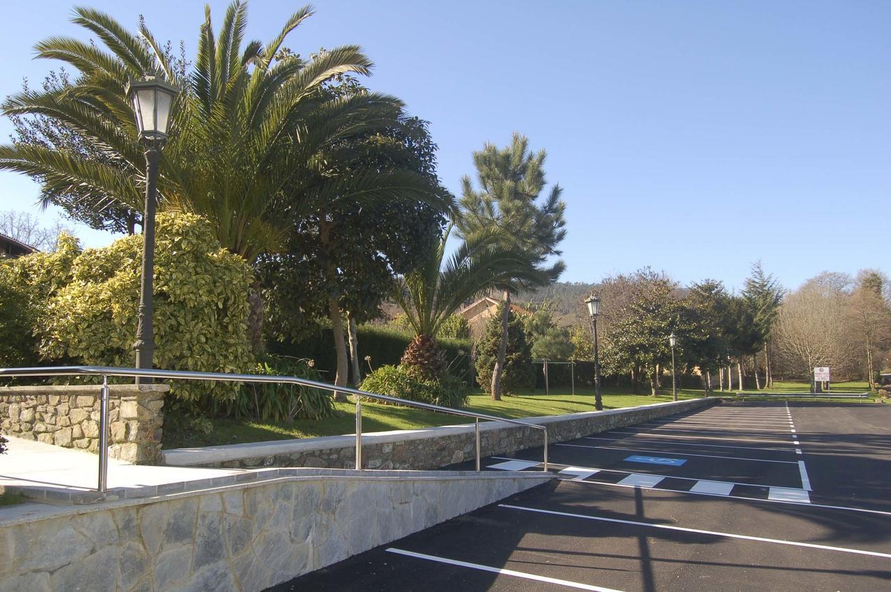 Hotel Lupa San Juan de Pinera ภายนอก รูปภาพ